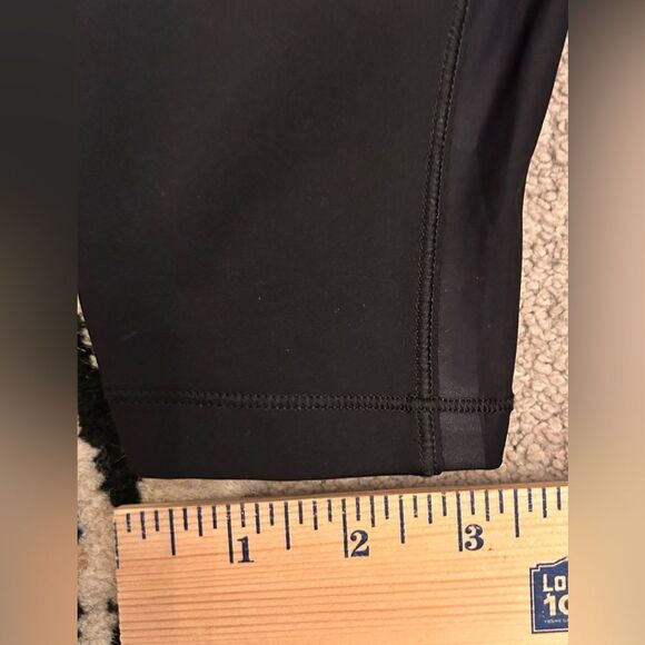 Athleta Black Leggings *Sample* Size Small EUC - Picture 10 of 13